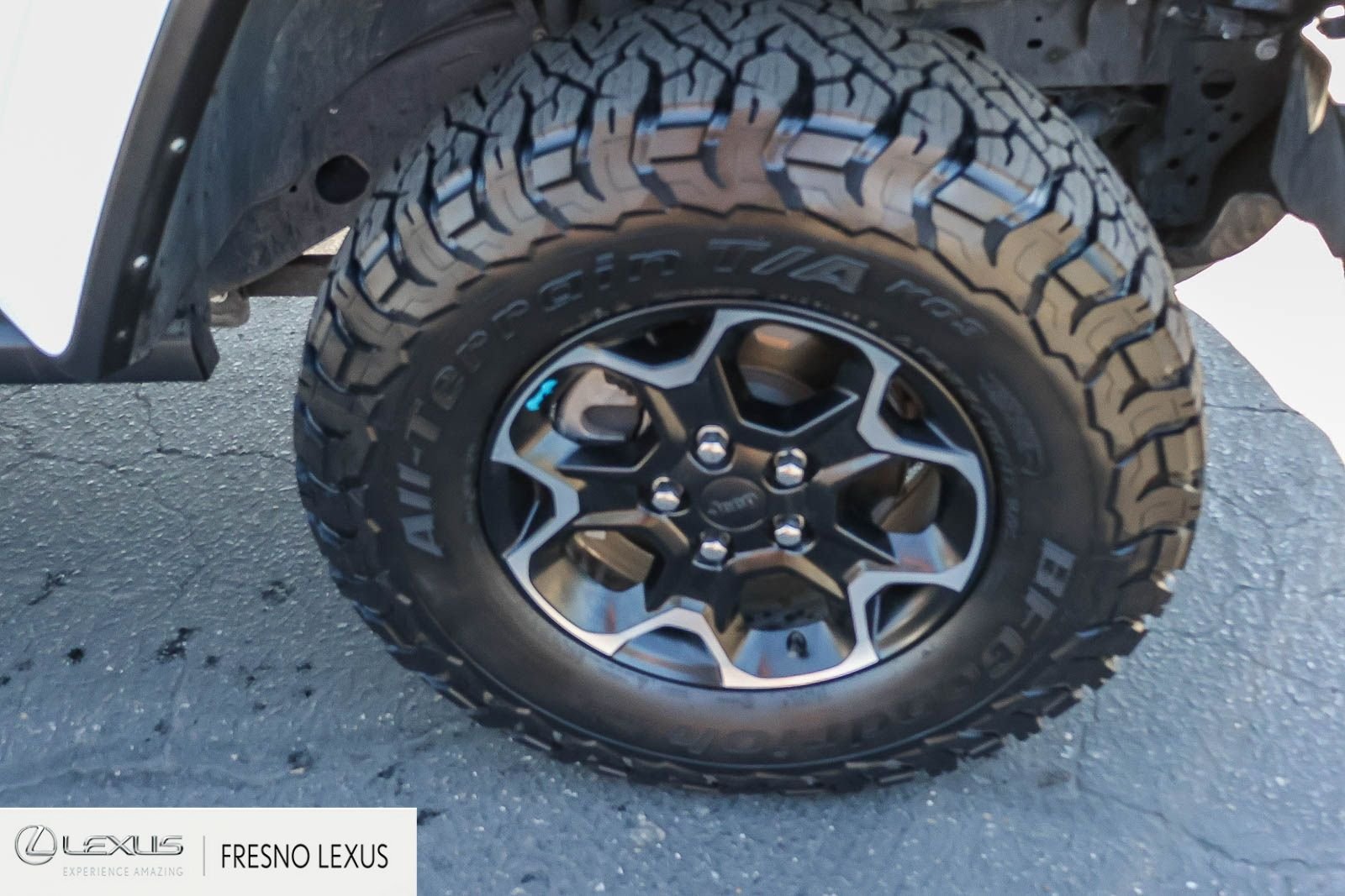 Used 2021 White Jeep Unlimited Rubicon 4xe image 9