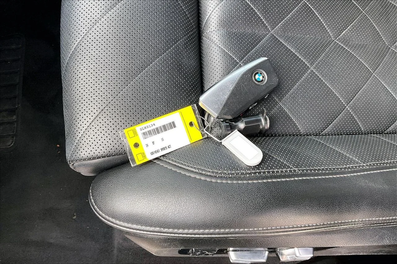Certified Used 2024 Gray BMW xDrive40i image 34
