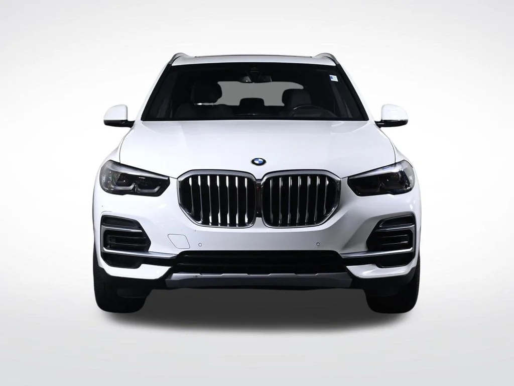 Used 2022 White BMW xDrive40i image 8