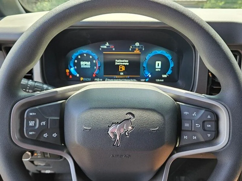 2025 Ford Bronco 4-Door Base - Photo 26