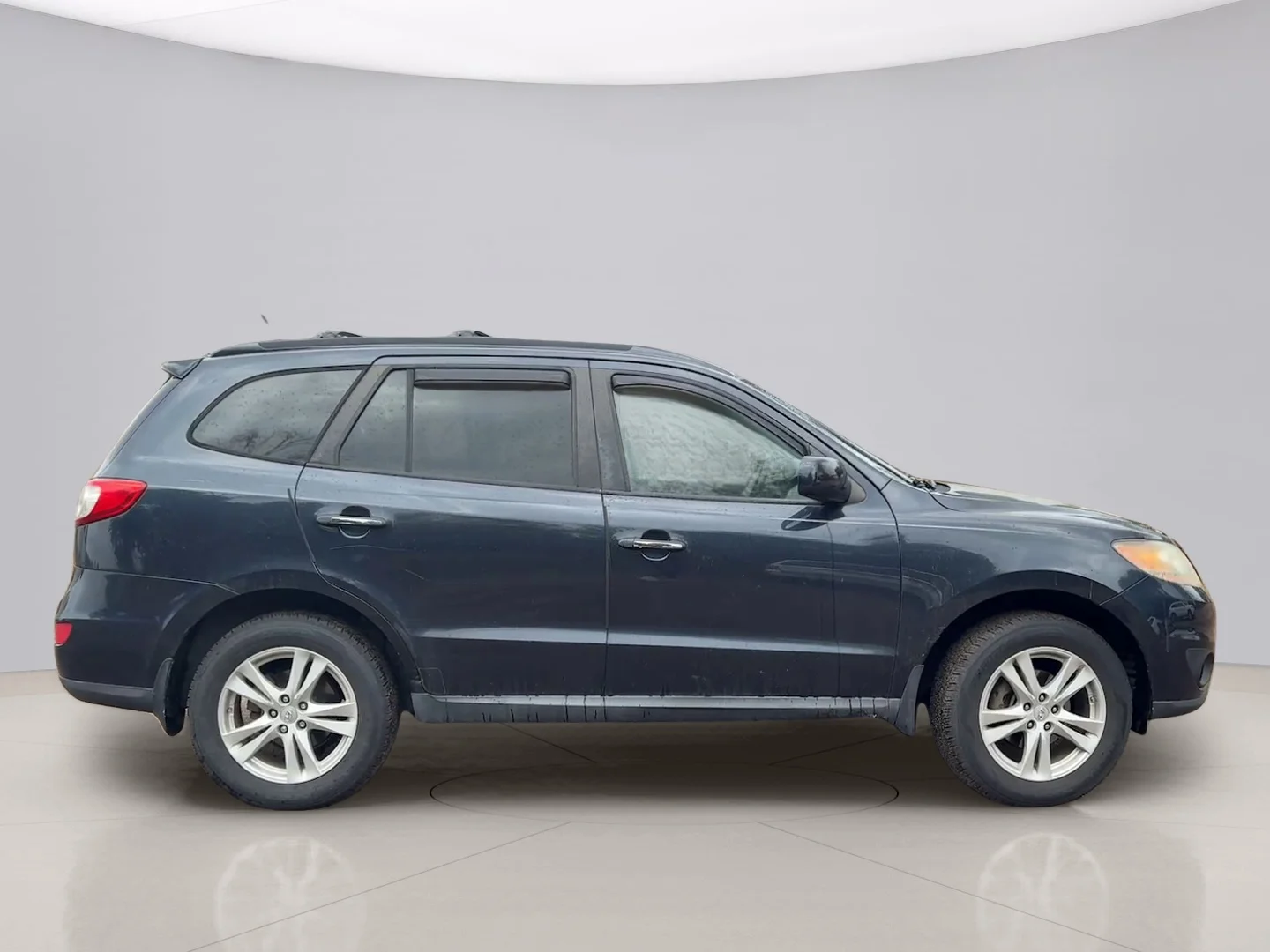 Used 2010 Gray Hyundai LIMITED image 6