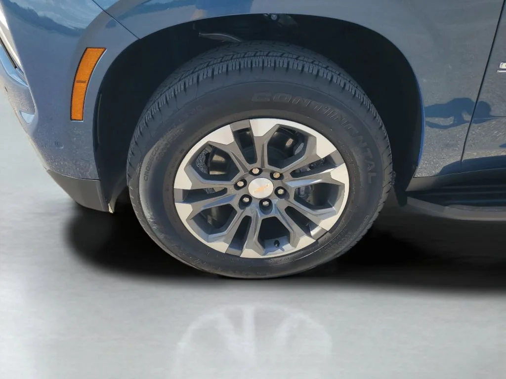Used 2026 Lakeshore Blue Metallic Chevrolet LS image 25