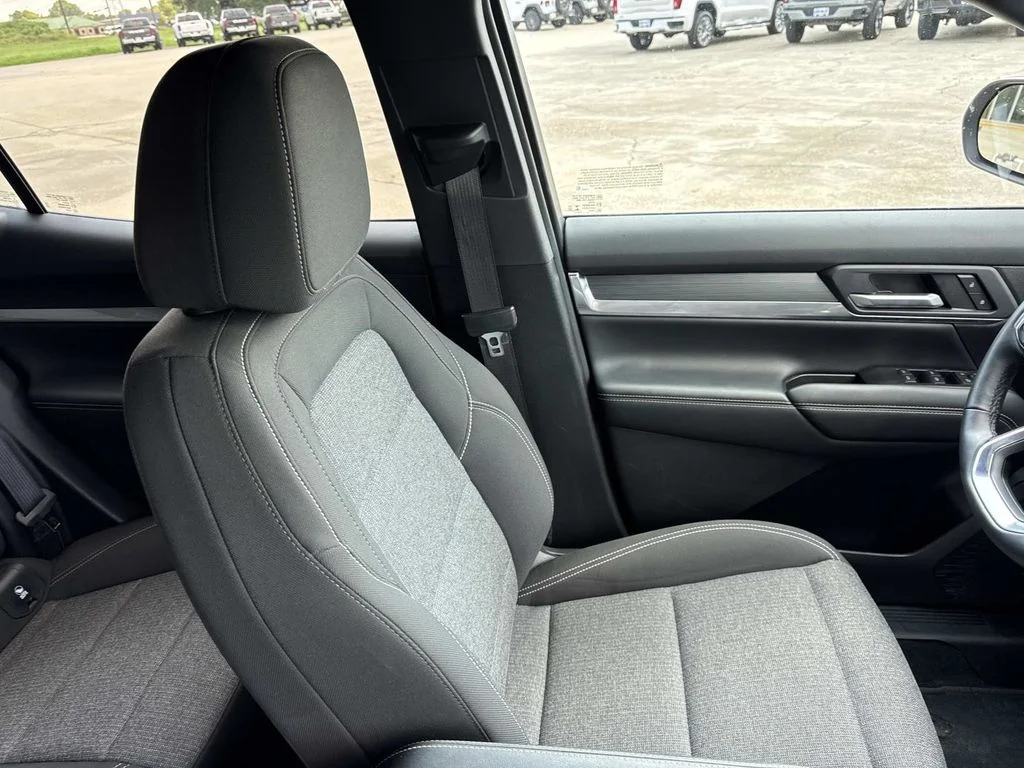 Used 2026 Gray GMC Elevation image 26