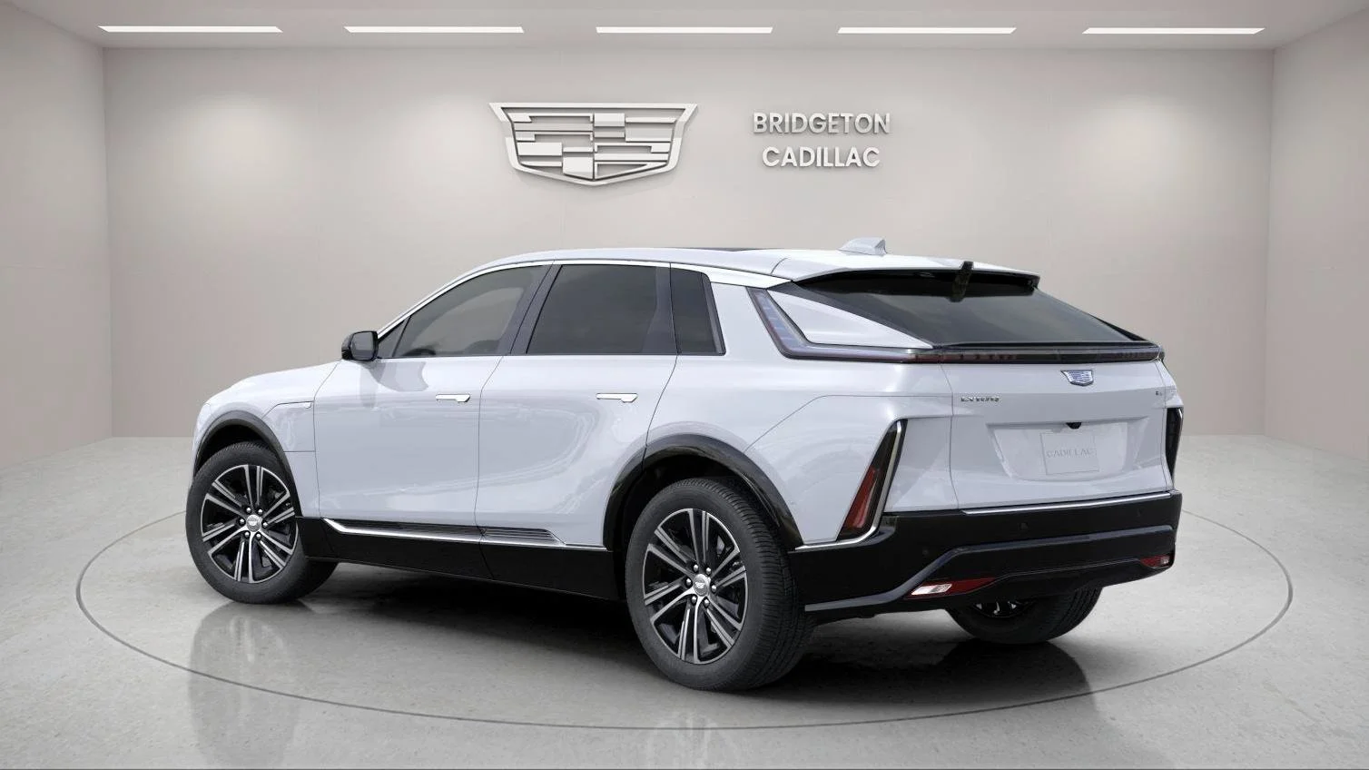 New 2027 Vibrant White Tricoat Cadillac Luxury image 7