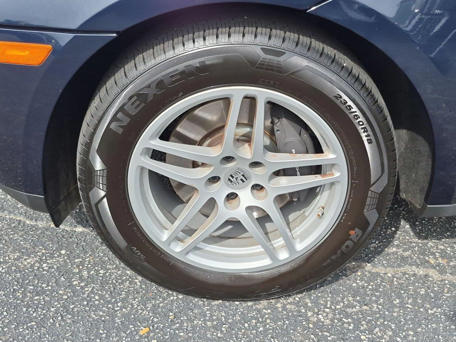 Used 2018 Night Blue Metallic Porsche  image 10