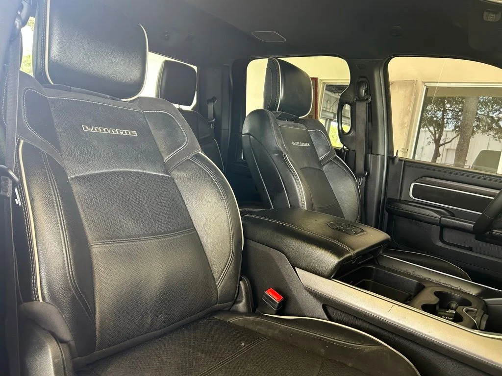 Used 2025 Black Ram Laramie image 25