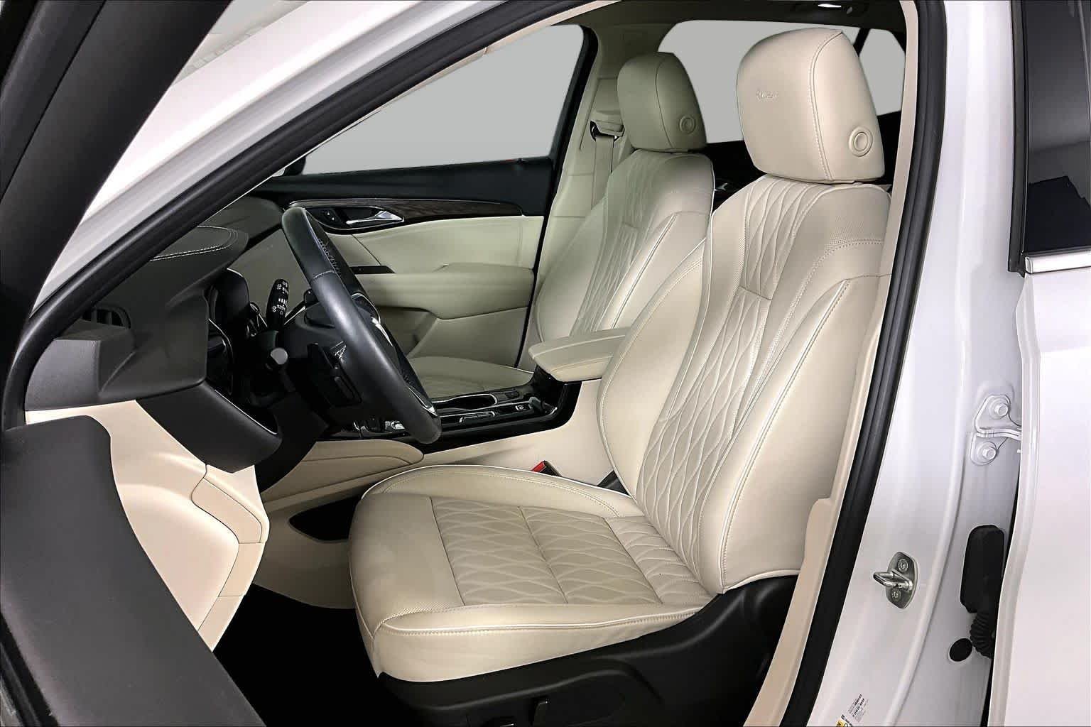 Used 2023 White Frost Tricoat Buick Avenir image 8