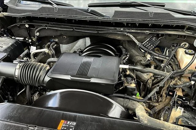 Used 2022 Blue Chevrolet LT image 30