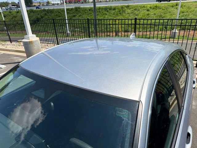 Certified Used 2025 Solar Silver Metallic Honda 1.5T LX image 36