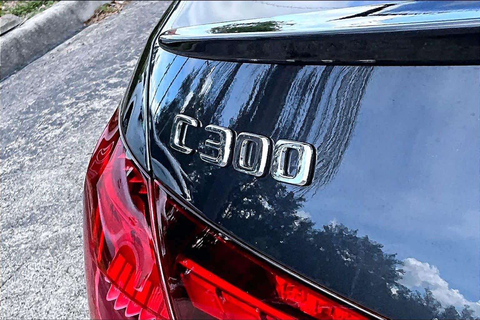 Used 2024 Graphite Grey Metallic Mercedes-Benz C 300 image 10