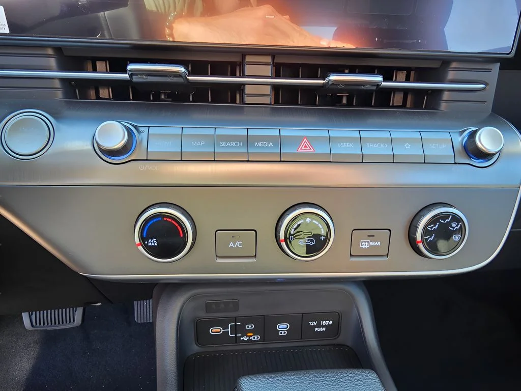 2026 Hyundai Kona SE - Photo 19