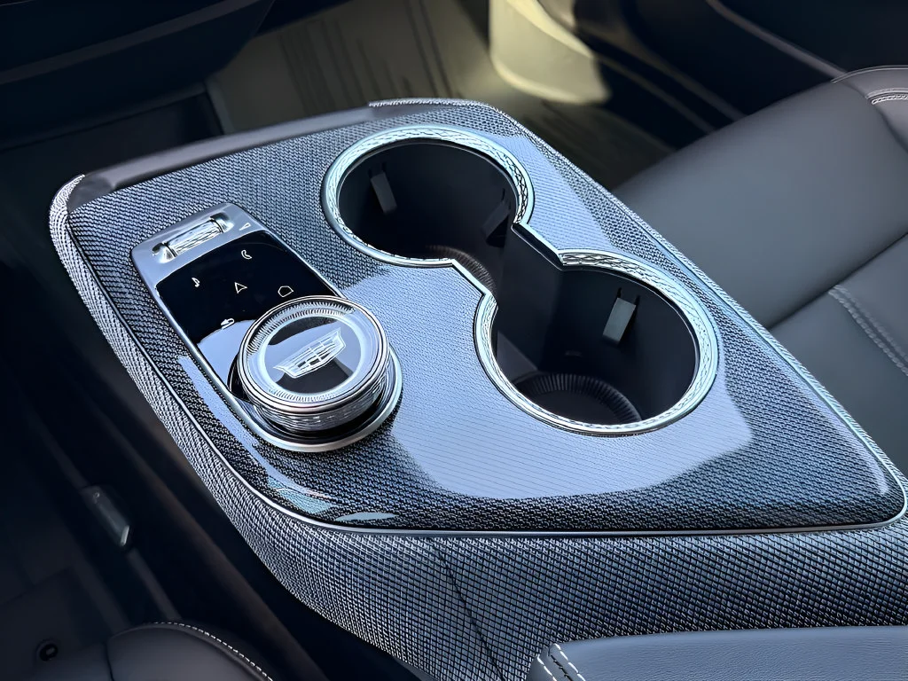 2027 Cadillac OPTIQ Sport - Photo 16