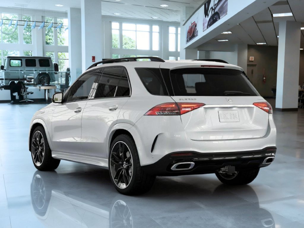 New 2026 MANUFAKTUR Moonlight White Metallic Mercedes-Benz GLE 580 image 27
