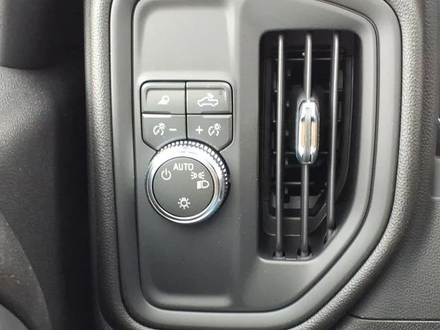 2026 GMC Sierra 1500 Pro - Photo 11