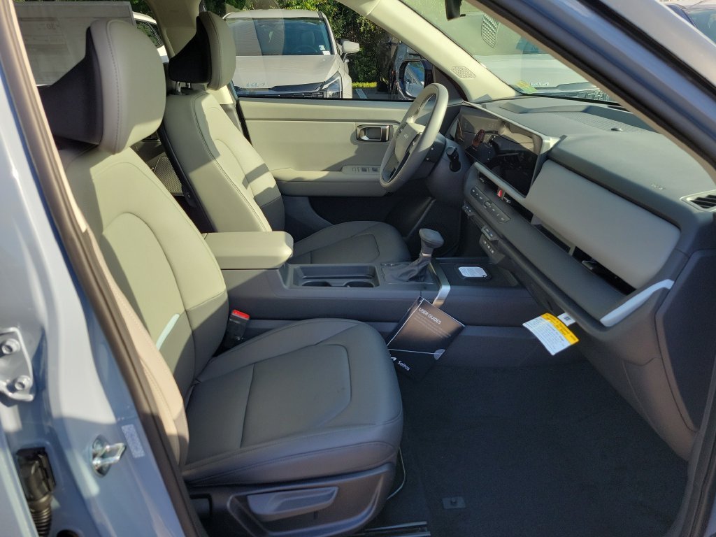 New 2027 Pale Gray Kia EX image 7