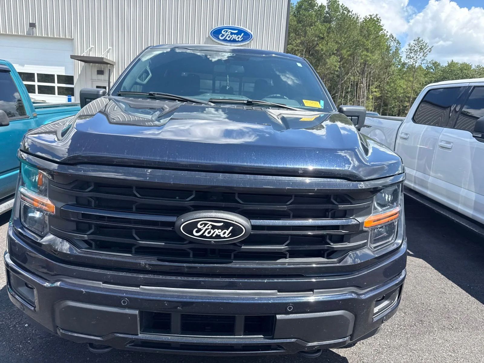 Used 2024 Blue Ford XLT image 1