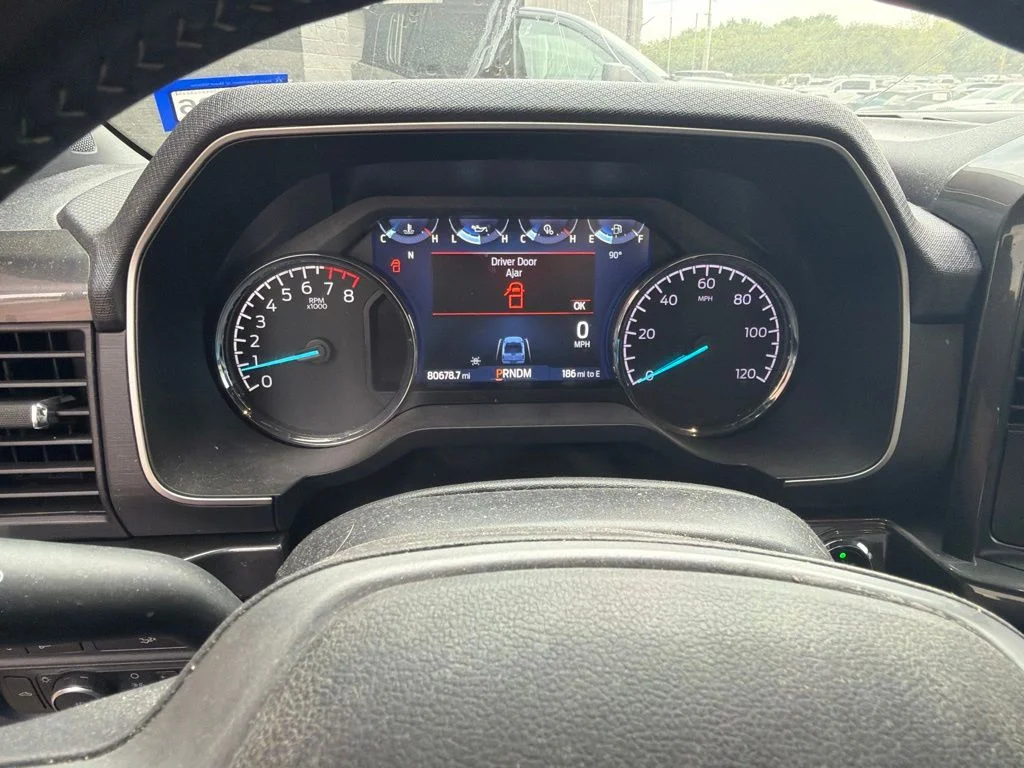 Used 2022 Black Ford XLT image 1