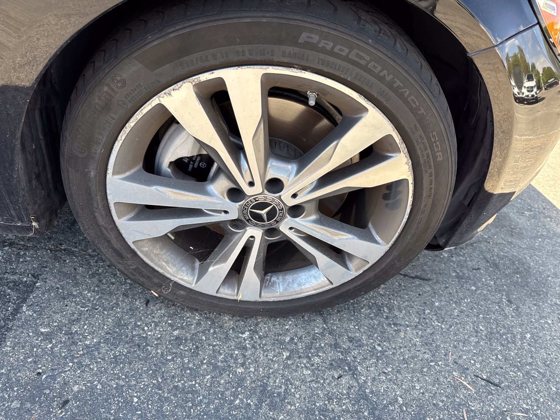 Used 2018  Mercedes-Benz C 300 image 5