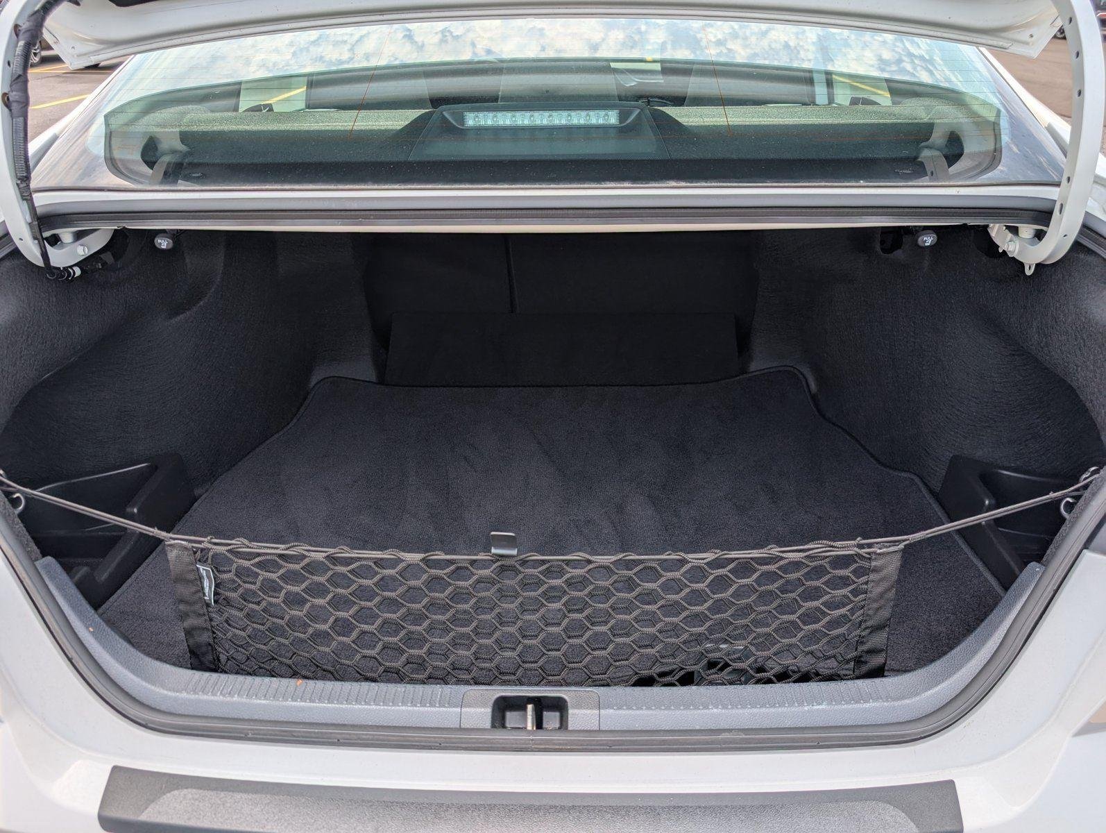 Used 2025 Ice Cap Toyota LE image 33