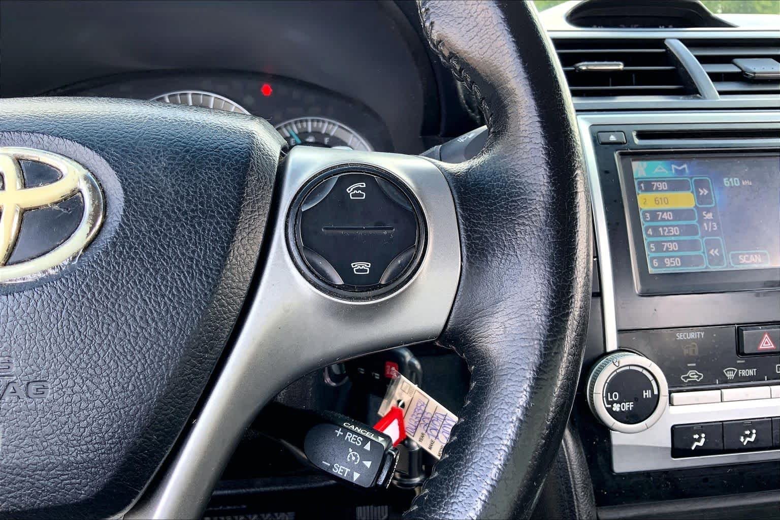 Used 2013 Magnetic Gray Metallic Toyota SE image 23