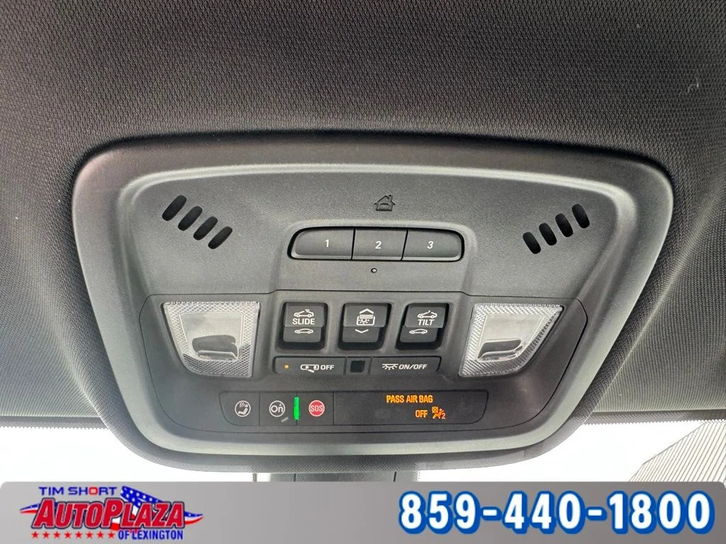 Used 2023 White Chevrolet RS image 33