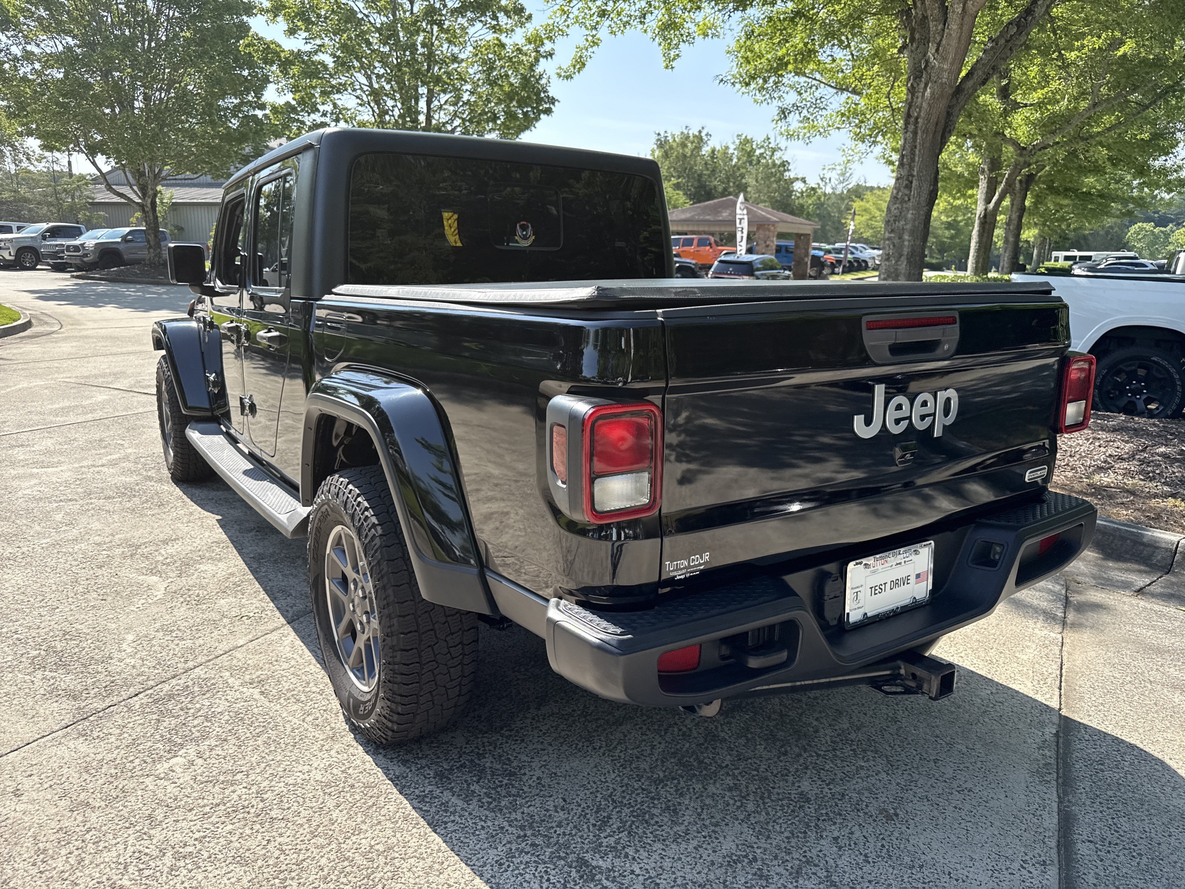 Used 2021 Black Clearcoat Jeep Overland image 5