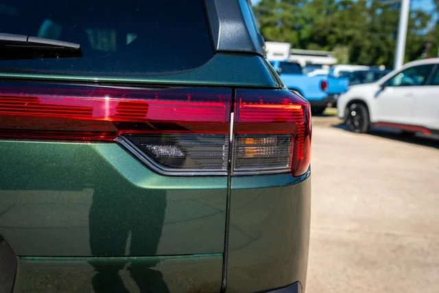 New 2026 Deep Emerald Green Pearl Subaru Premium image 17