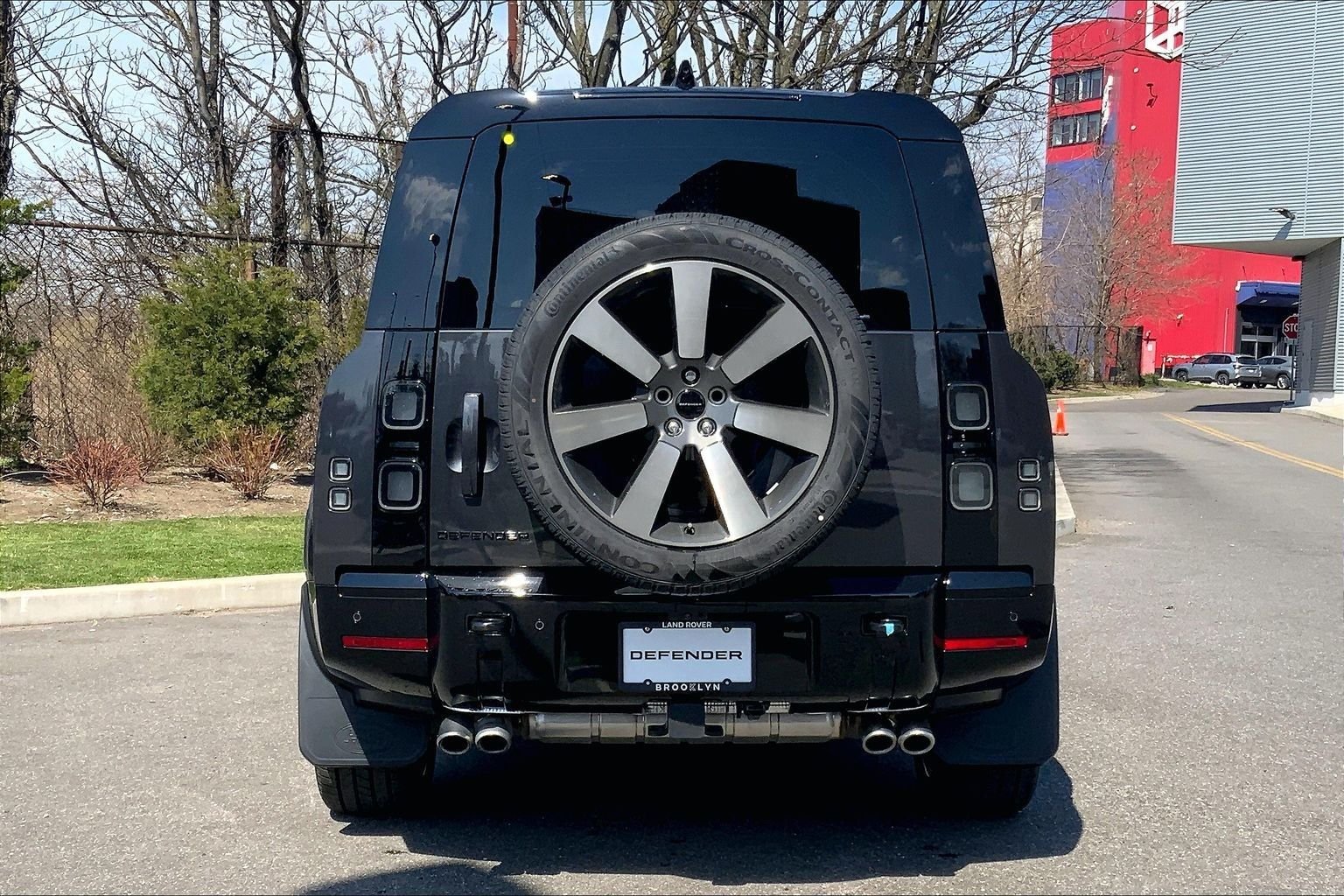 New 2026 Carpathian Grey Land Rover V8 image 4