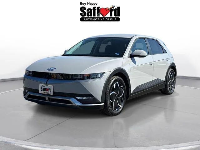 Used 2024 Gray Hyundai SEL image 1