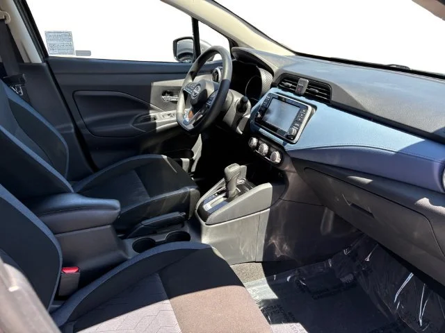 2025 Nissan Versa Sedan SV - Photo 20