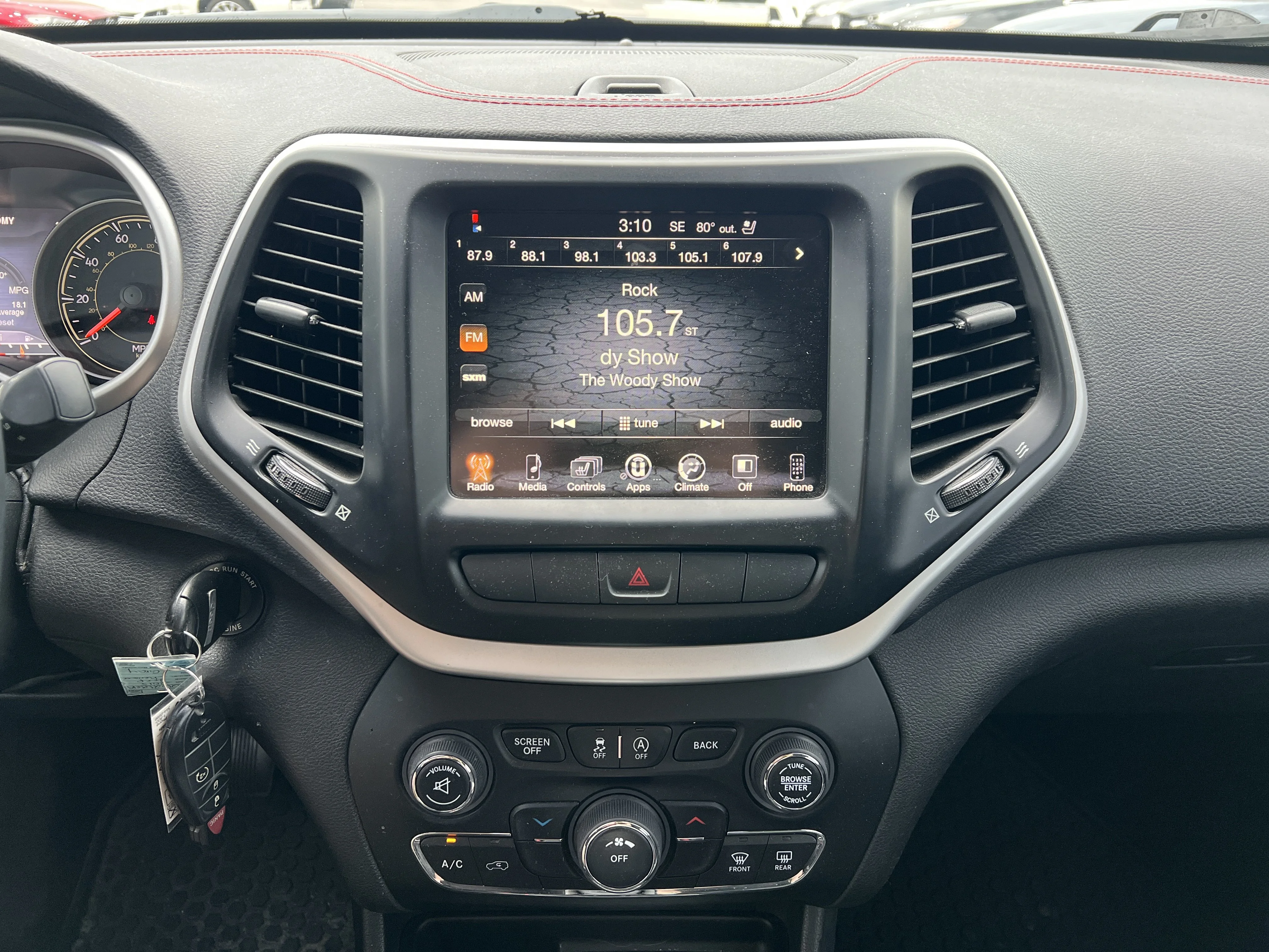Used 2015 Granite Crystal Metallic Clearcoat Jeep Trailhawk image 11