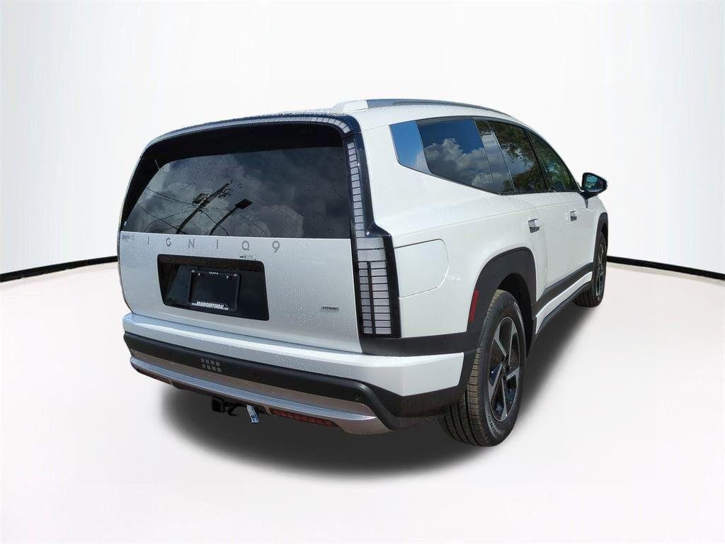 2026 Hyundai IONIQ 9 SE - Photo 5