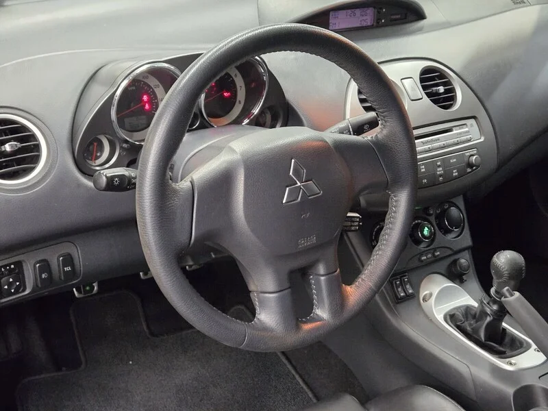 Used 2007  Mitsubishi GT image 14