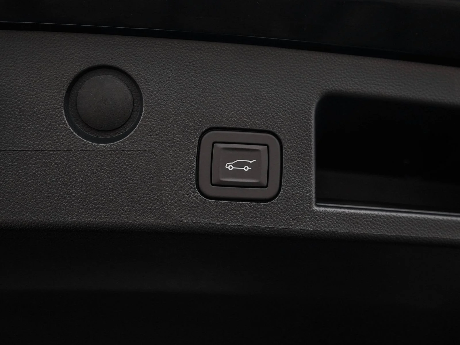 New 2027 Ebony Twilight Metallic GMC Denali image 9