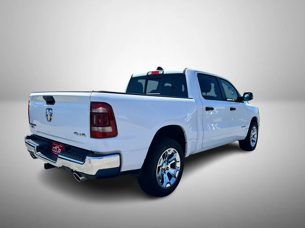 Used 2023 White Ram Big Horn/Lone Star image 4