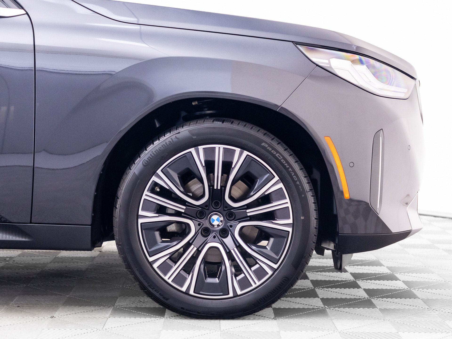 Certified Used 2026 Dark Graphite Metallic BMW 30 xDrive image 31