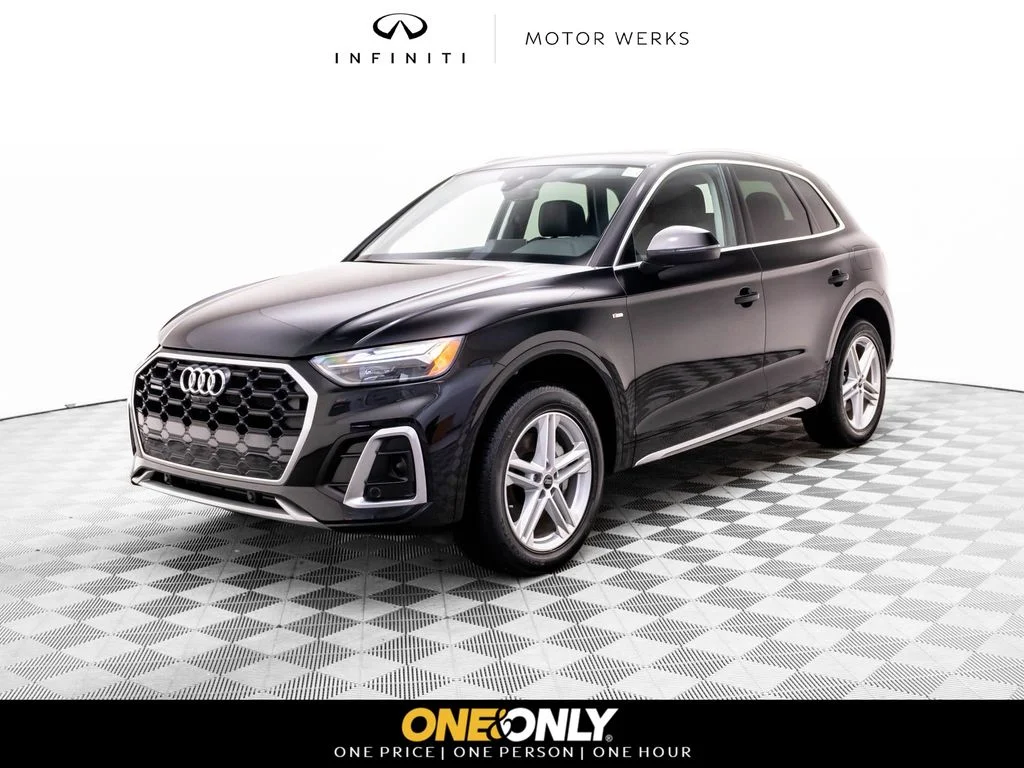 2024 Audi Q5 55 e Premium Plus's photo