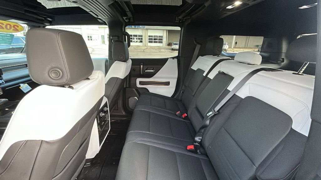 New 2025 Interstellar White GMC 2X image 22