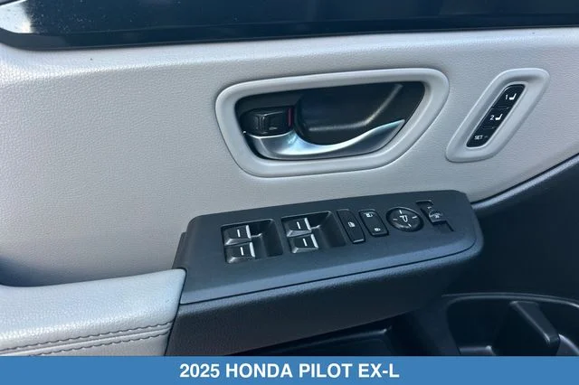 2025 Honda Pilot EX-L - Photo 13