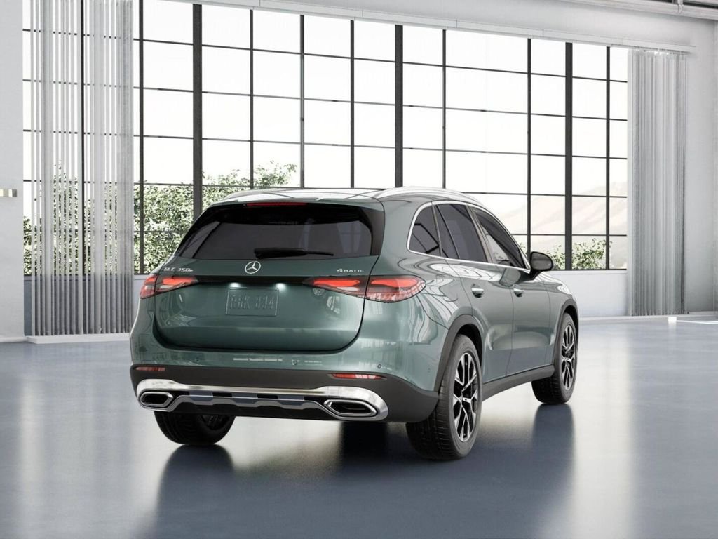 New 2026 Verde Silver Metallic Mercedes-Benz GLC 350 image 23