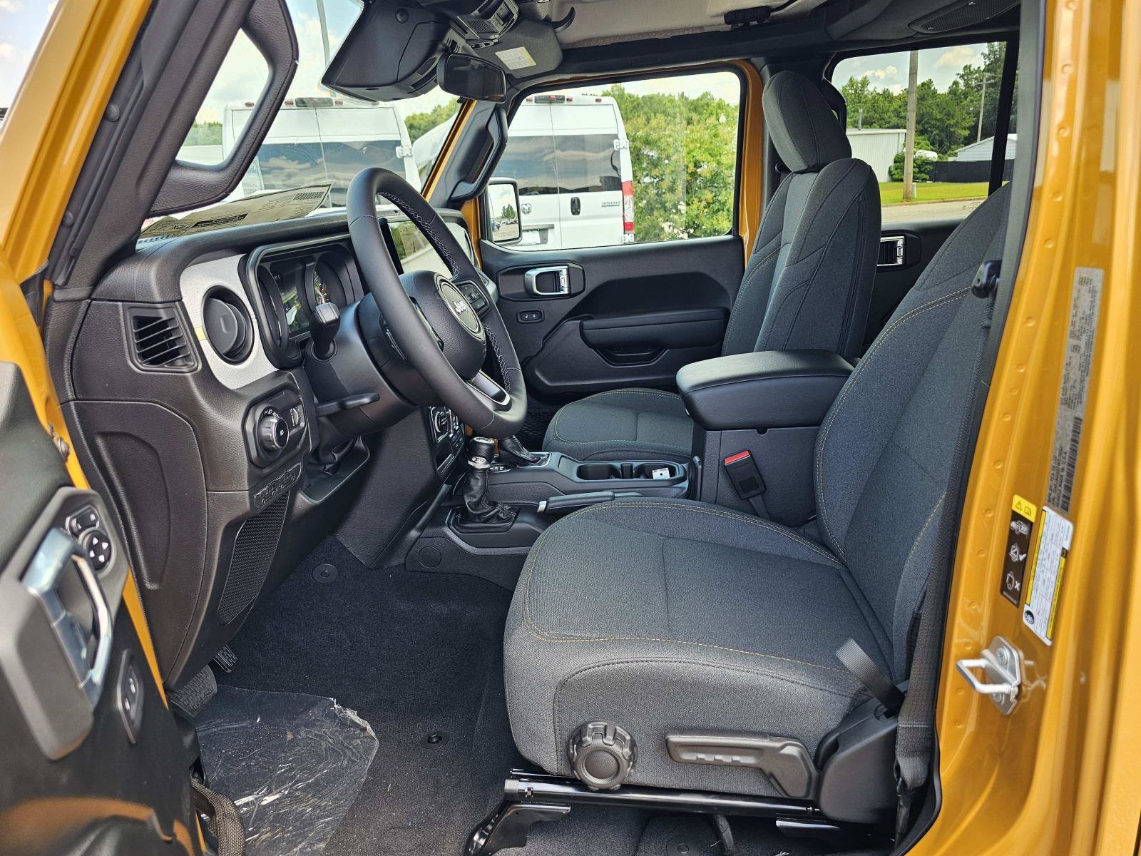 New 2026 Goldilocks Exterior Paint Jeep Sport S image 17