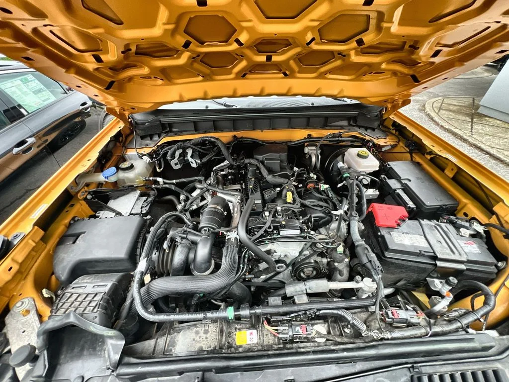 Used 2022 Orange Ford Base image 25