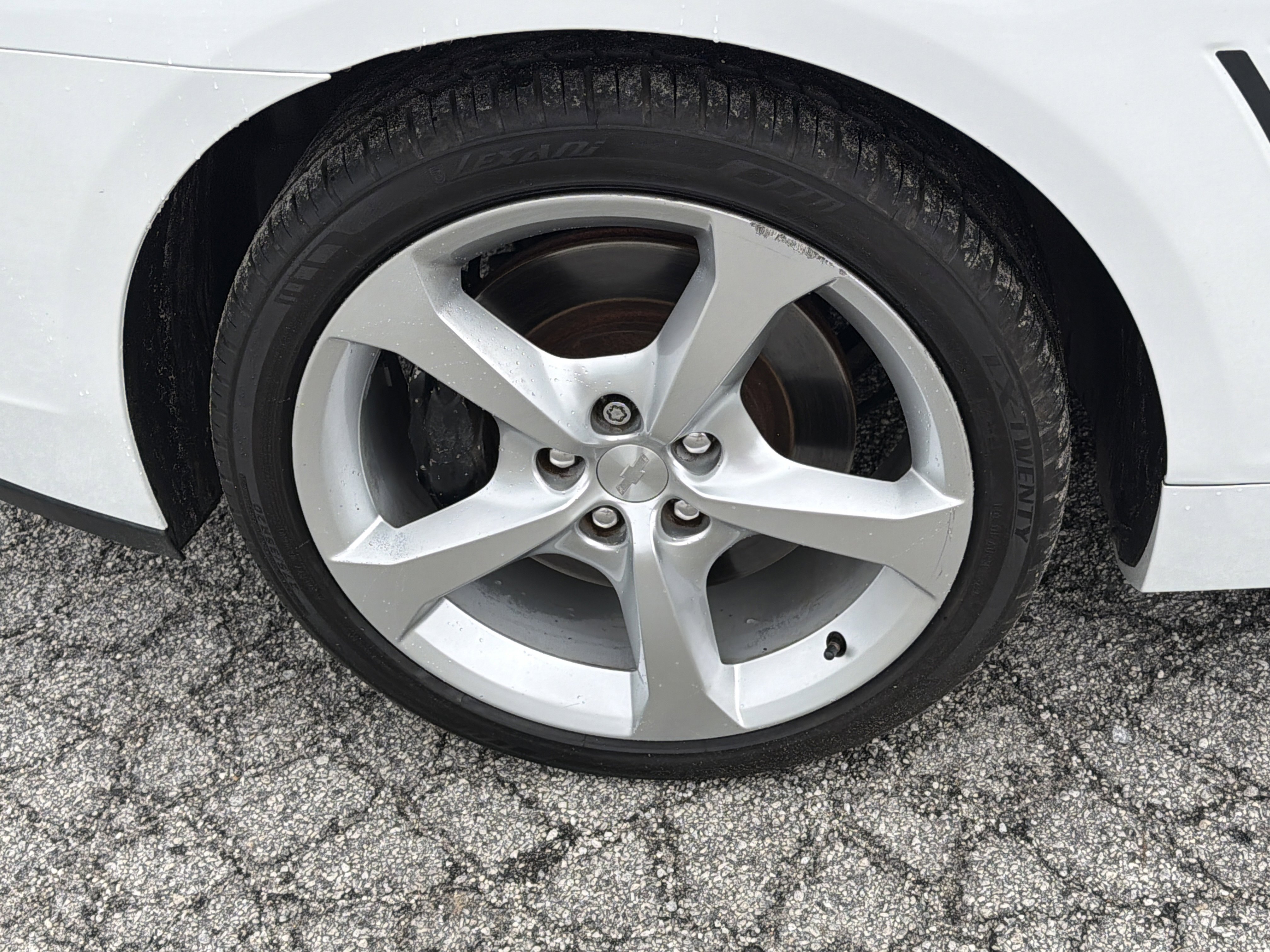Used 2015 Summit White Chevrolet SS image 17
