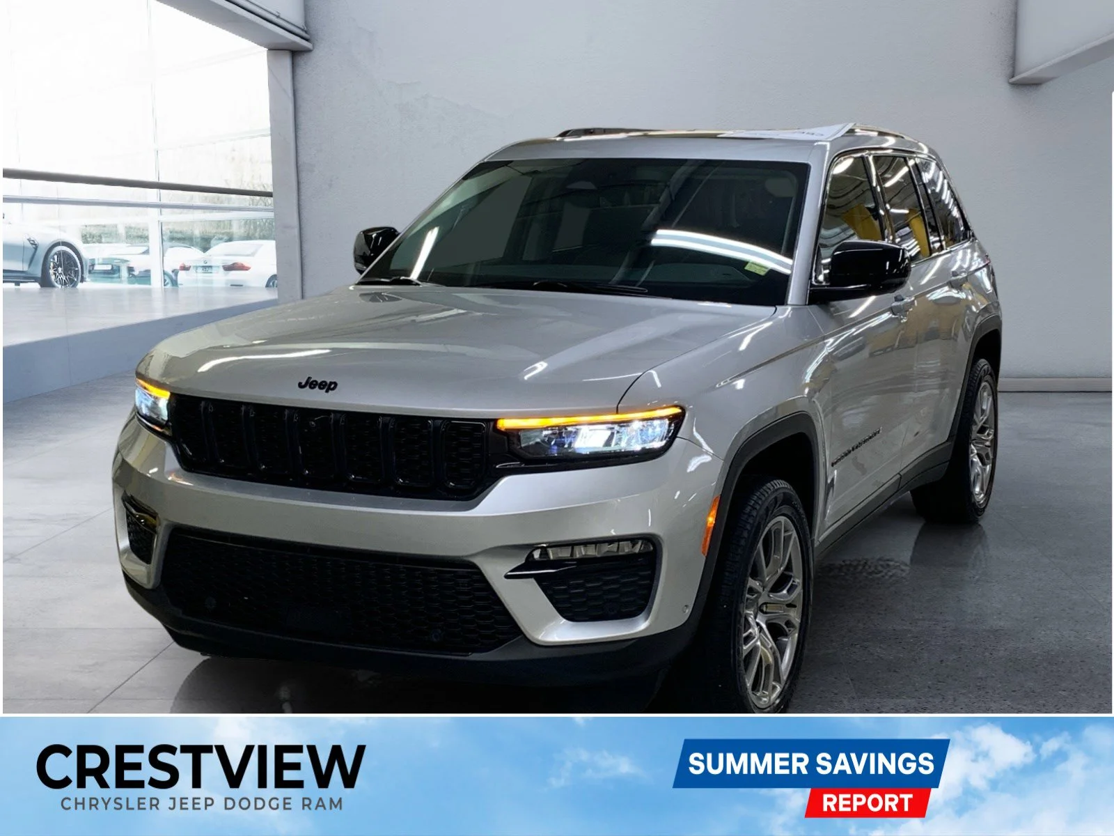 Used 2024 Silver Jeep Limited image 1