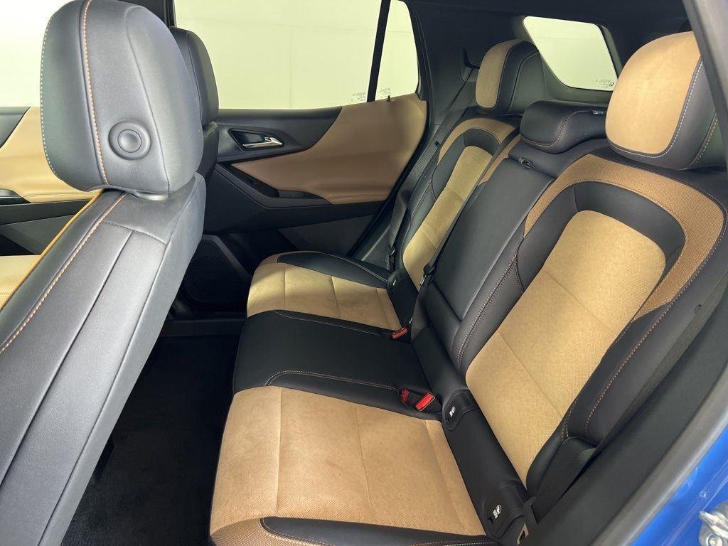 Used 2025 Blue Metallic Chevrolet ACTIV image 19