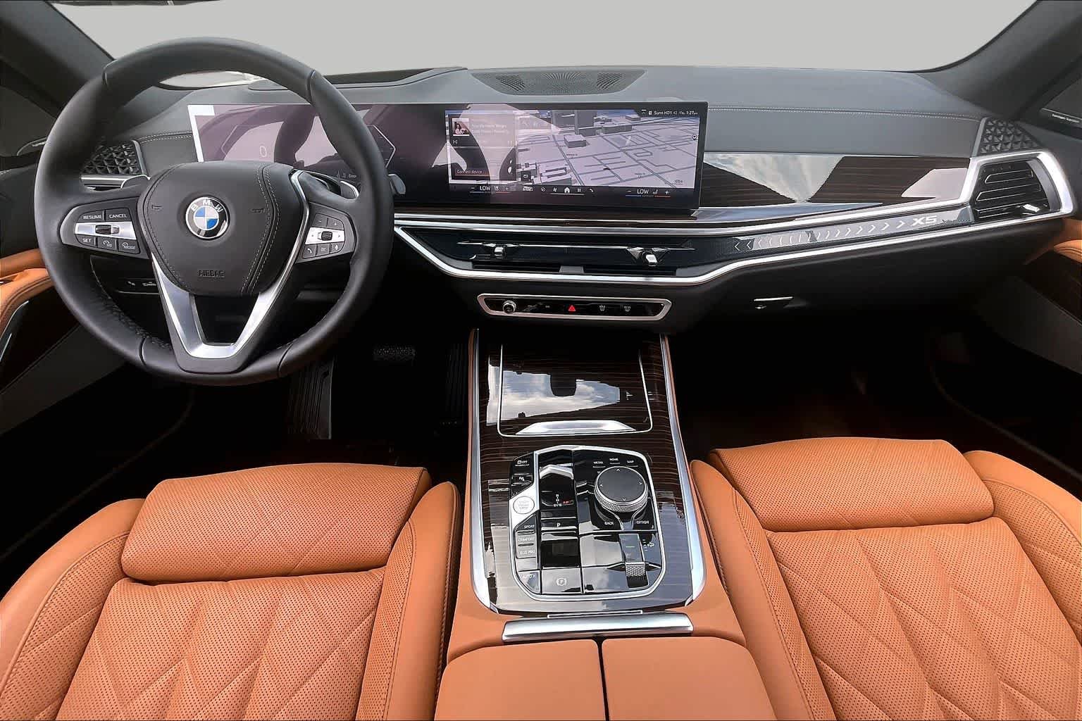 Used 2026 Tanzanite Blue II Metallic BMW sDrive40i image 14
