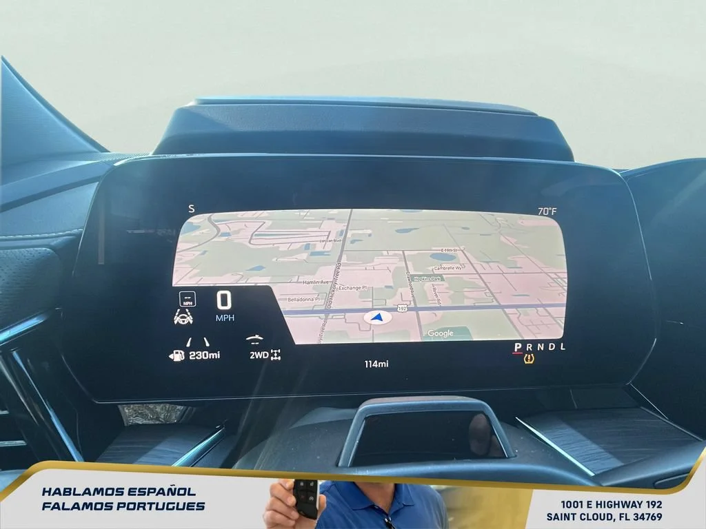 2026 Chevrolet Suburban Premier - Photo 16
