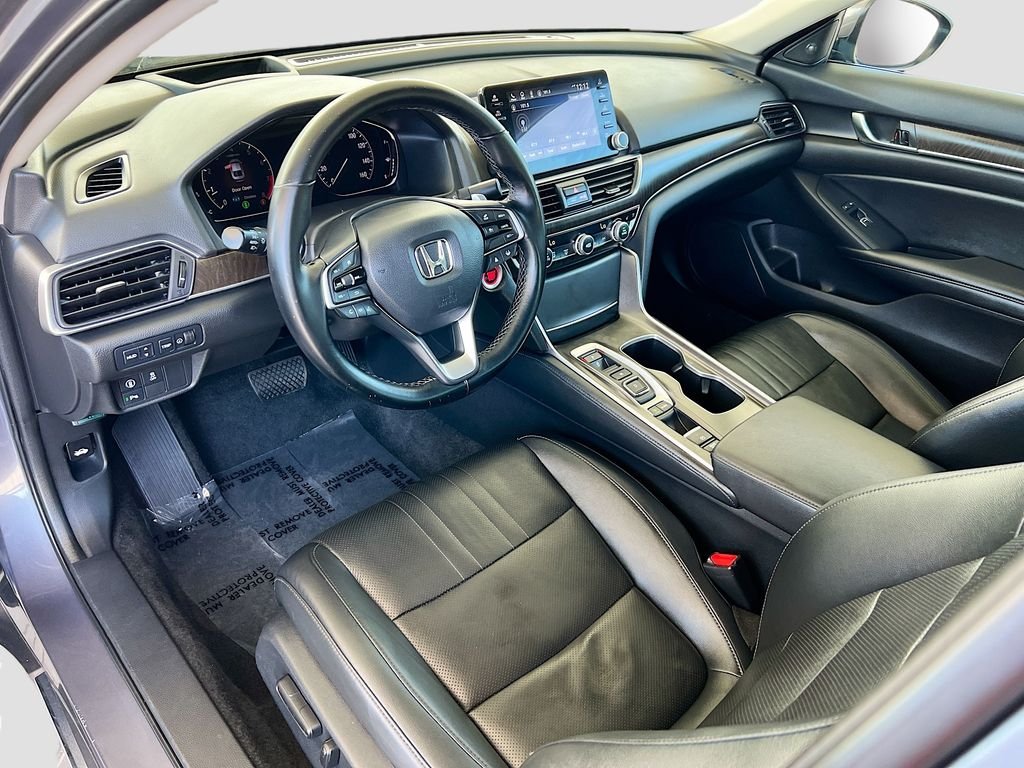 Used 2022 Modern Steel Metallic Honda Touring 2.0T image 9