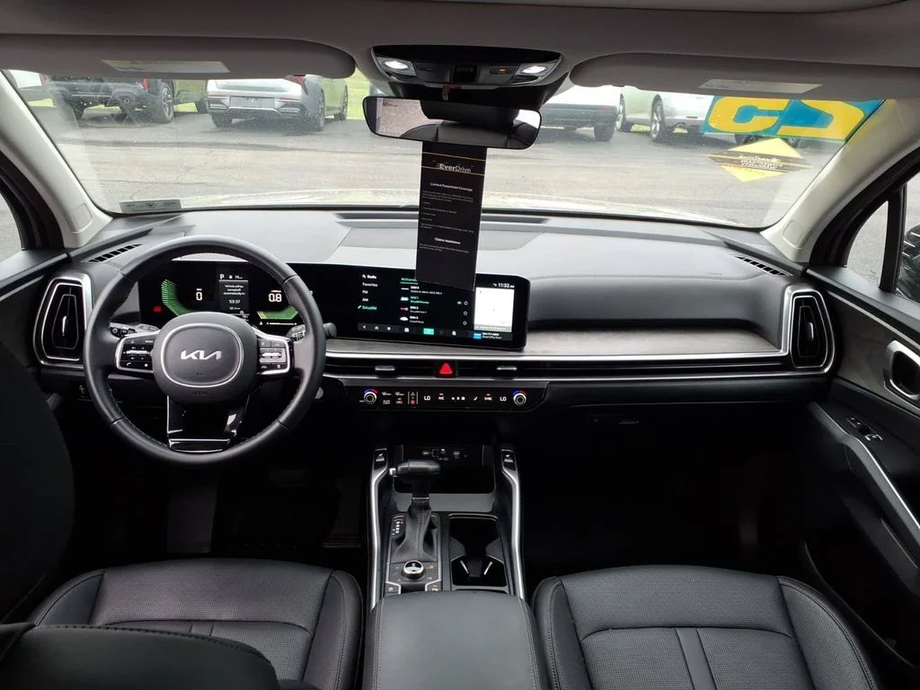 Used 2025 Brown Kia X-Line EX image 25
