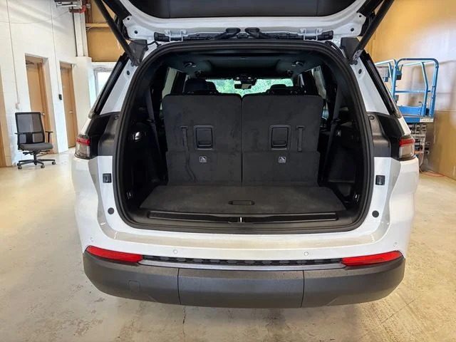 New 2026 White Jeep Limited image 19